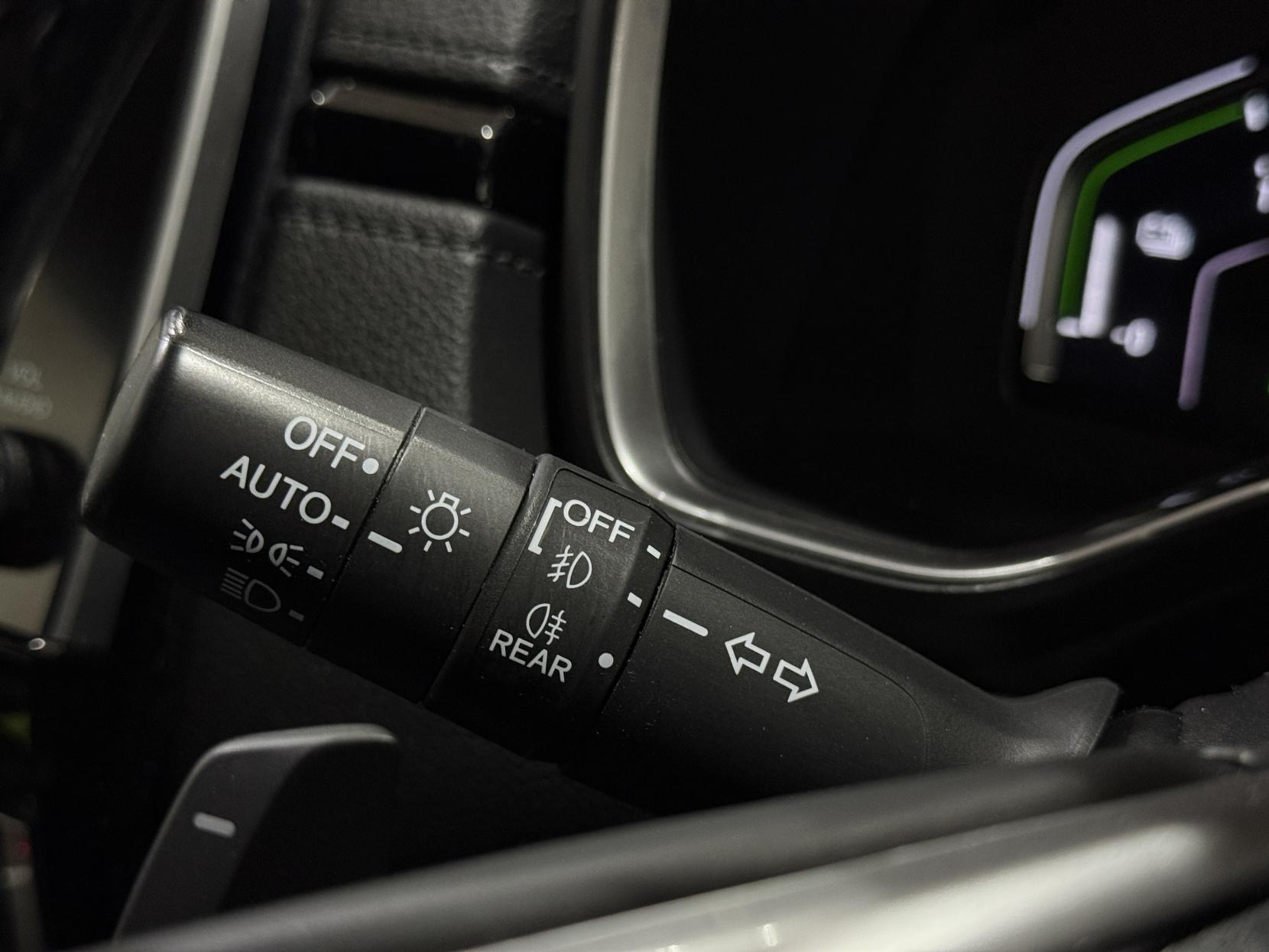 Honda CR-V 2.0 h i-MMD SR SUV 5dr Petrol Hybrid eCVT 4WD Euro 6 (s/s) (184 ps)