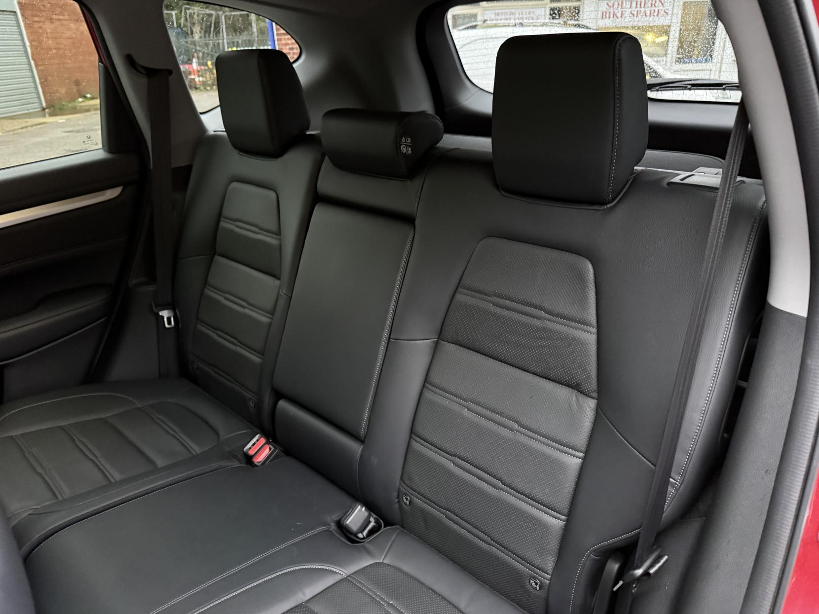 Honda CR-V 2.0 h i-MMD SR SUV 5dr Petrol Hybrid eCVT 4WD Euro 6 (s/s) (184 ps)