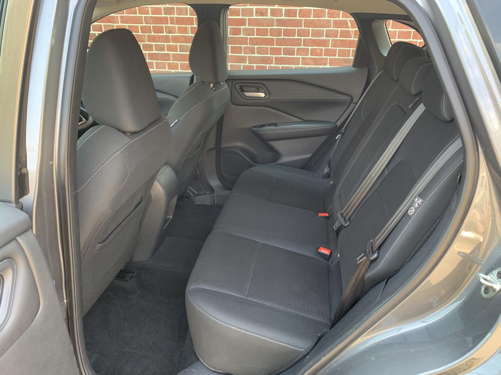 Nissan Qashqai 1.3 DIG-T MHEV Acenta Premium SUV 5dr Petrol Hybrid Manual Euro 6 (s/s) (140 ps)