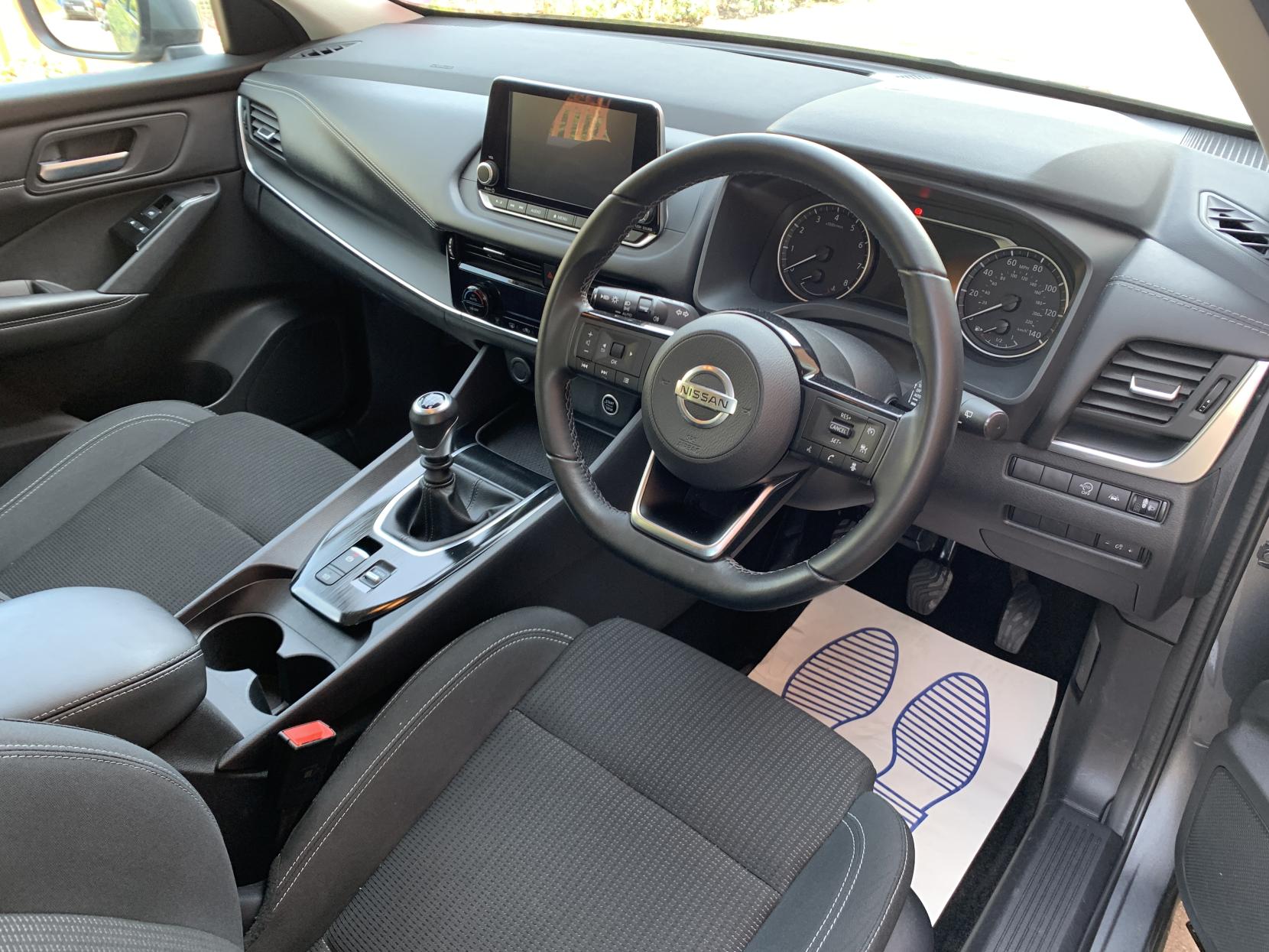 Nissan Qashqai 1.3 DIG-T MHEV Acenta Premium SUV 5dr Petrol Hybrid Manual Euro 6 (s/s) (140 ps)