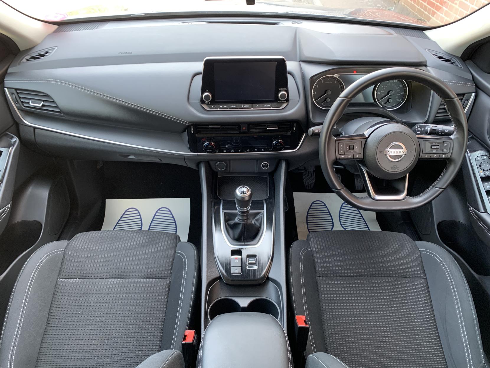 Nissan Qashqai 1.3 DIG-T MHEV Acenta Premium SUV 5dr Petrol Hybrid Manual Euro 6 (s/s) (140 ps)