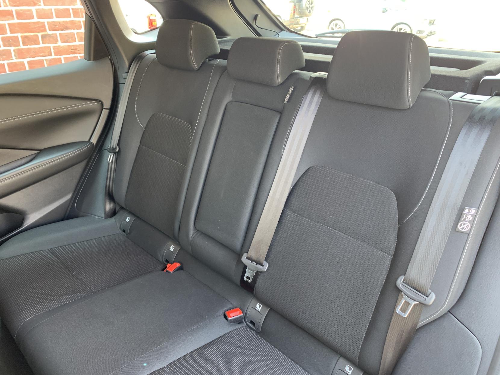 Nissan Qashqai 1.3 DIG-T MHEV Acenta Premium SUV 5dr Petrol Hybrid Manual Euro 6 (s/s) (140 ps)