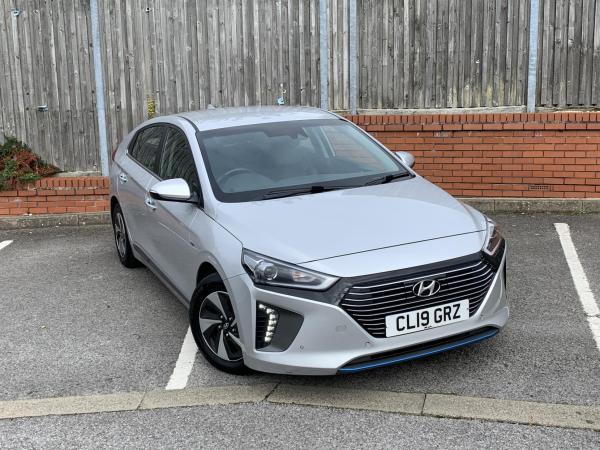 Hyundai IONIQ 1.6 h-GDi GPF Premium SE Hatchback 5dr Petrol Hybrid DCT Euro 6 (s/s) (141 ps)