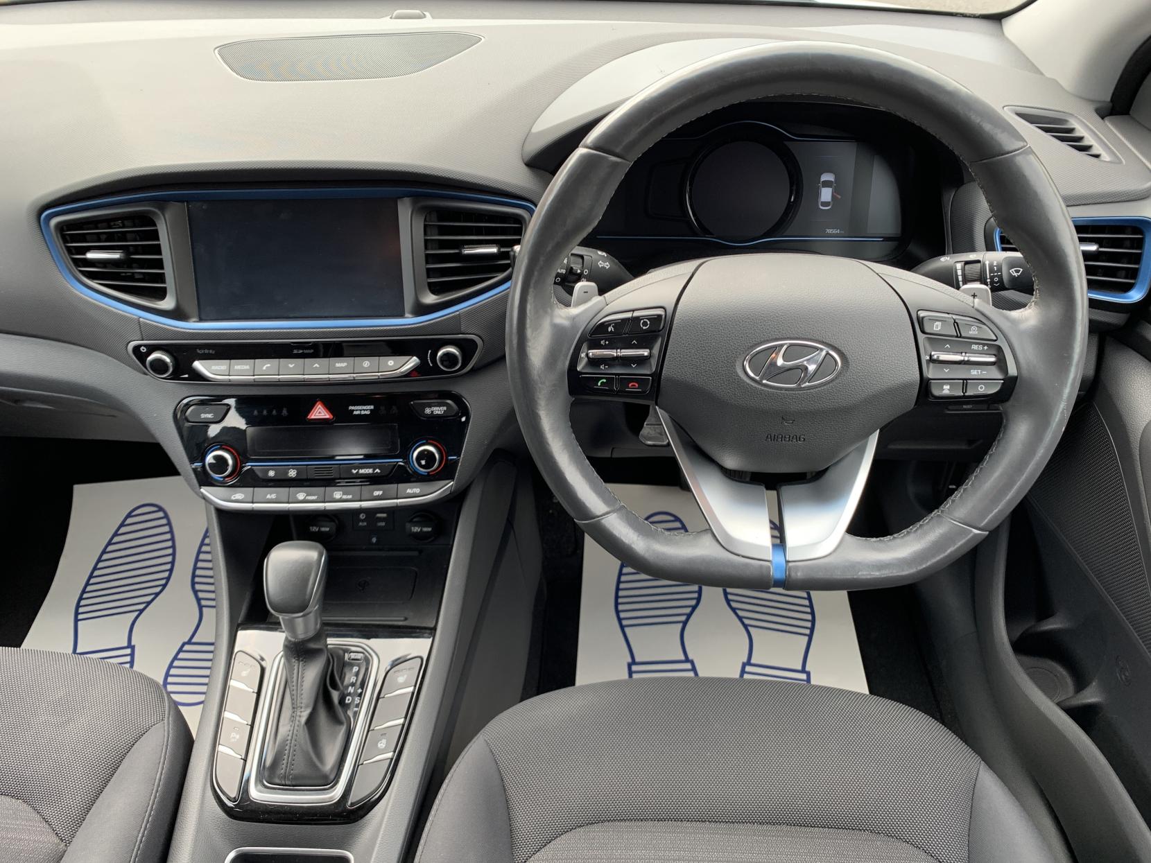 Hyundai IONIQ 1.6 h-GDi GPF Premium Hatchback 5dr Petrol Hybrid DCT Euro 6 (s/s) (141 ps)