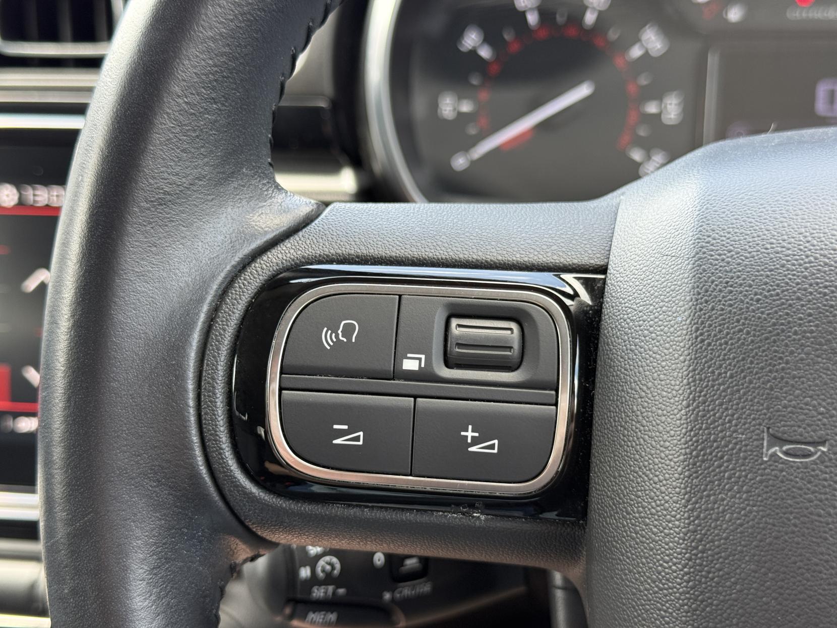 Citroen C3 1.2 PureTech Flair Hatchback 5dr Petrol Manual Euro 6 (s/s) (82 ps)