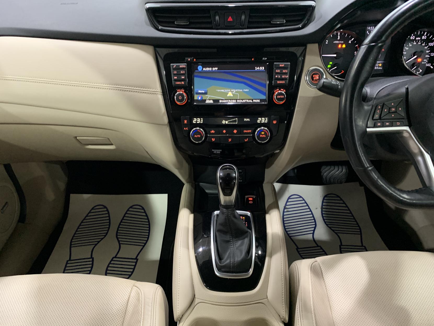 Nissan X-Trail 1.7 dCi Tekna SUV 5dr Diesel CVT Euro 6 (s/s) (150 ps)