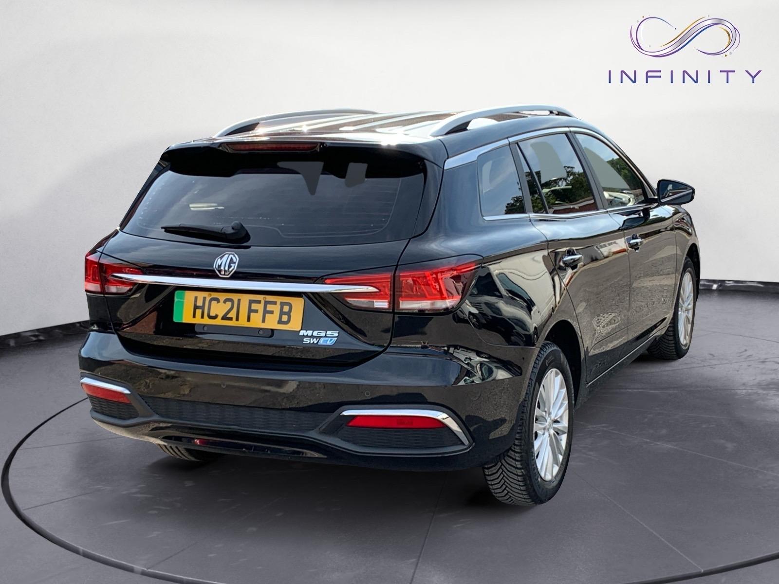 MG MG5 52.5kWh Exclusive Estate 5dr Electric Auto (156 ps)