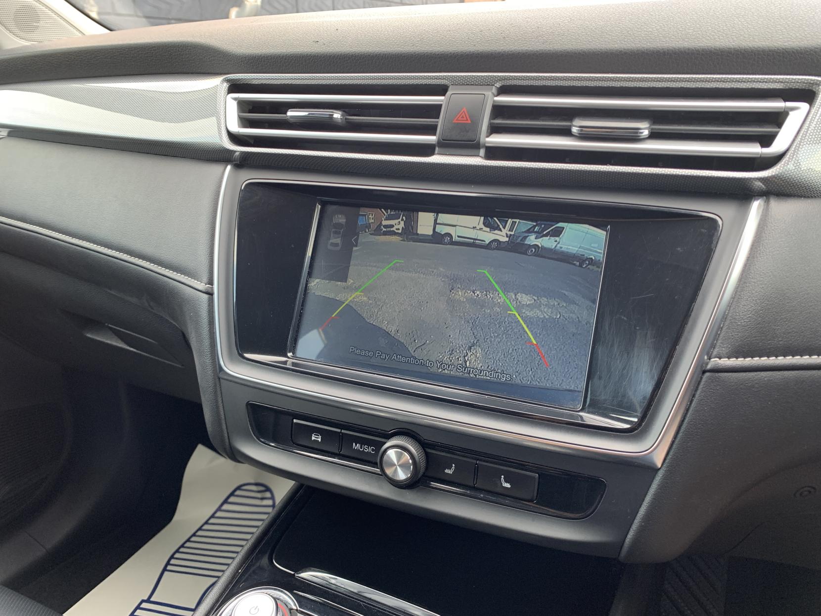 MG MG5 52.5kWh Exclusive Estate 5dr Electric Auto (156 ps)