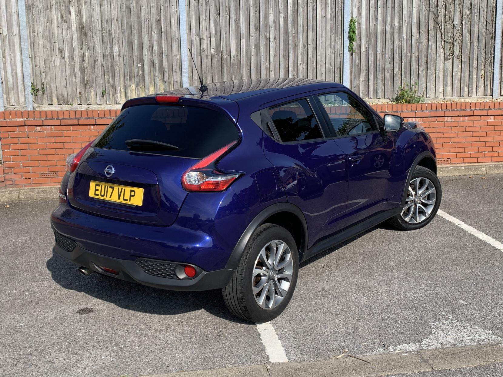 Nissan Juke 1.6 DIG-T N-Connecta SUV 5dr Petrol Manual Euro 6 (s/s) (190 ps)