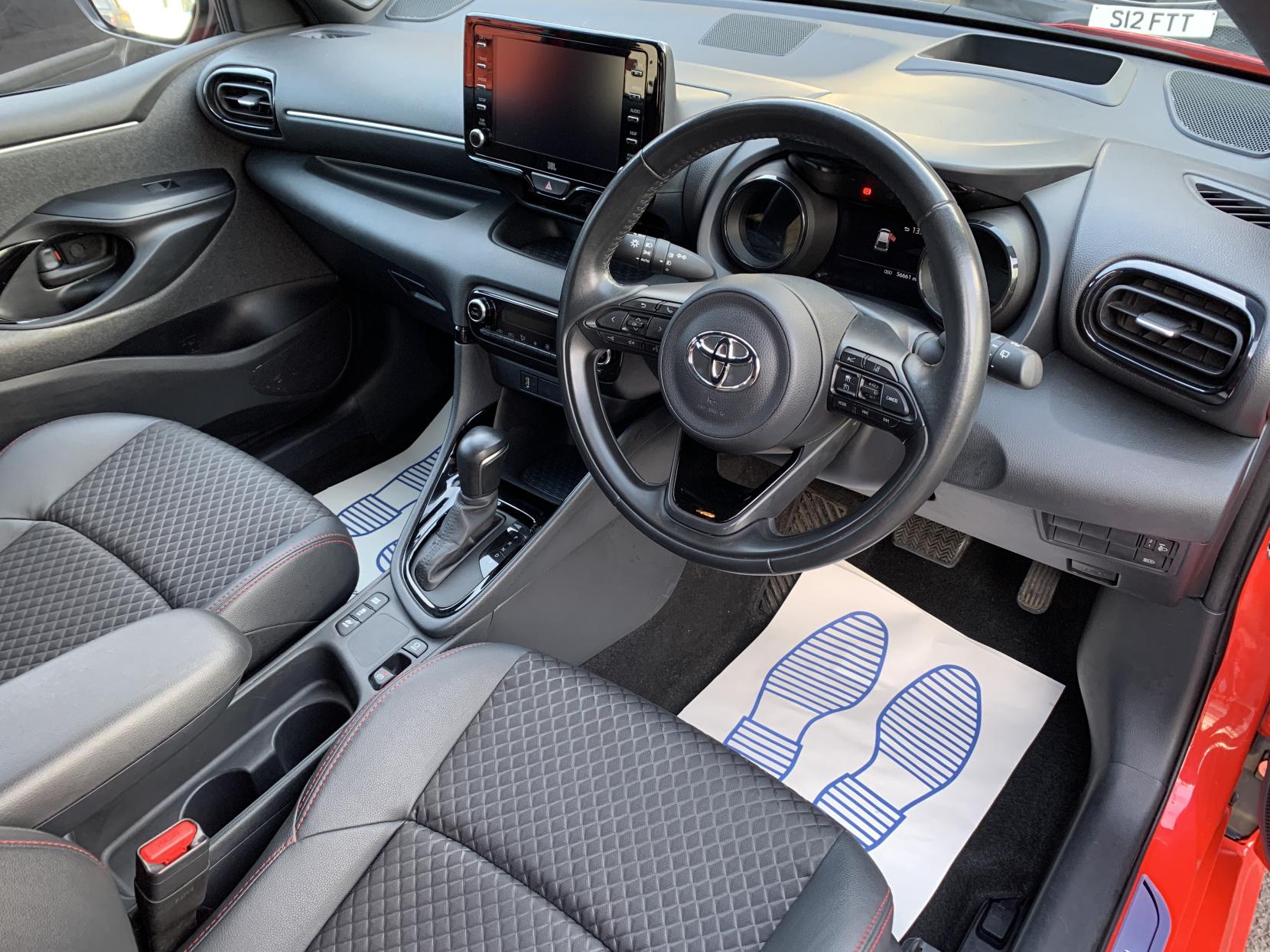 Toyota Yaris 1.5 VVT-h Launch Edition Hatchback 5dr Petrol Hybrid E-CVT Euro 6 (s/s) (116 ps)