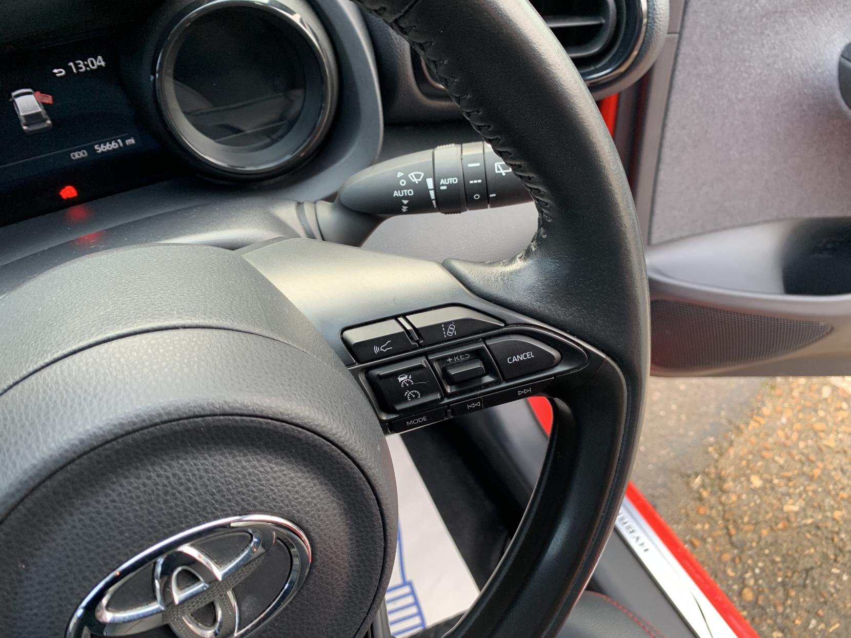 Toyota Yaris 1.5 VVT-h Launch Edition Hatchback 5dr Petrol Hybrid E-CVT Euro 6 (s/s) (116 ps)