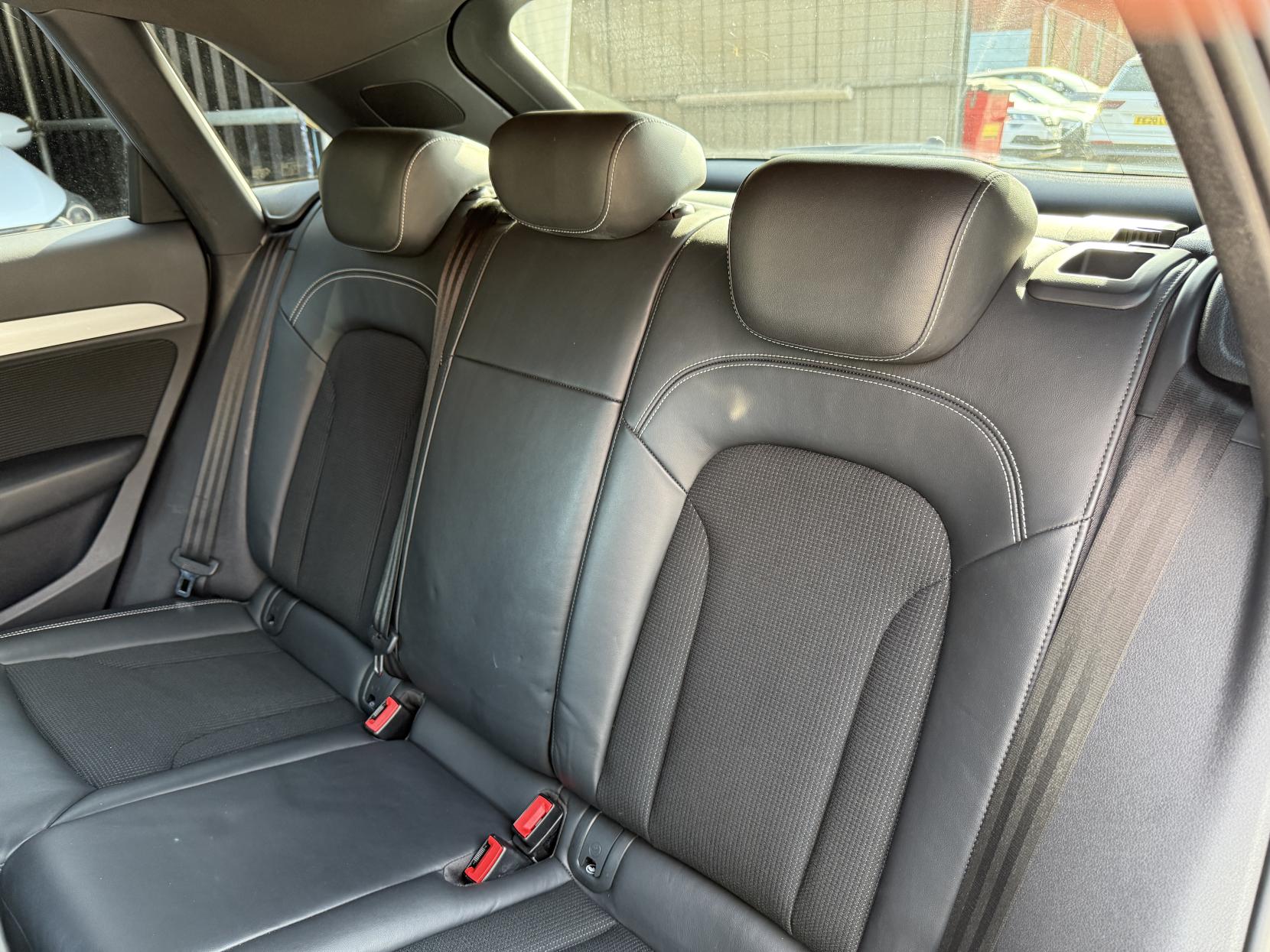 Audi Q3 1.4 TFSI CoD S line Edition SUV 5dr Petrol S Tronic Euro 6 (s/s) (150 ps)