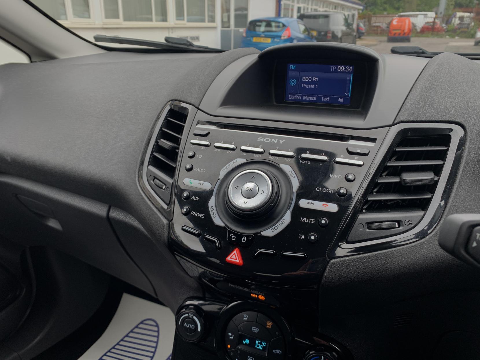 Ford Fiesta 1.0T EcoBoost Titanium Hatchback 5dr Petrol Manual Euro 6 (s/s) (100 ps)