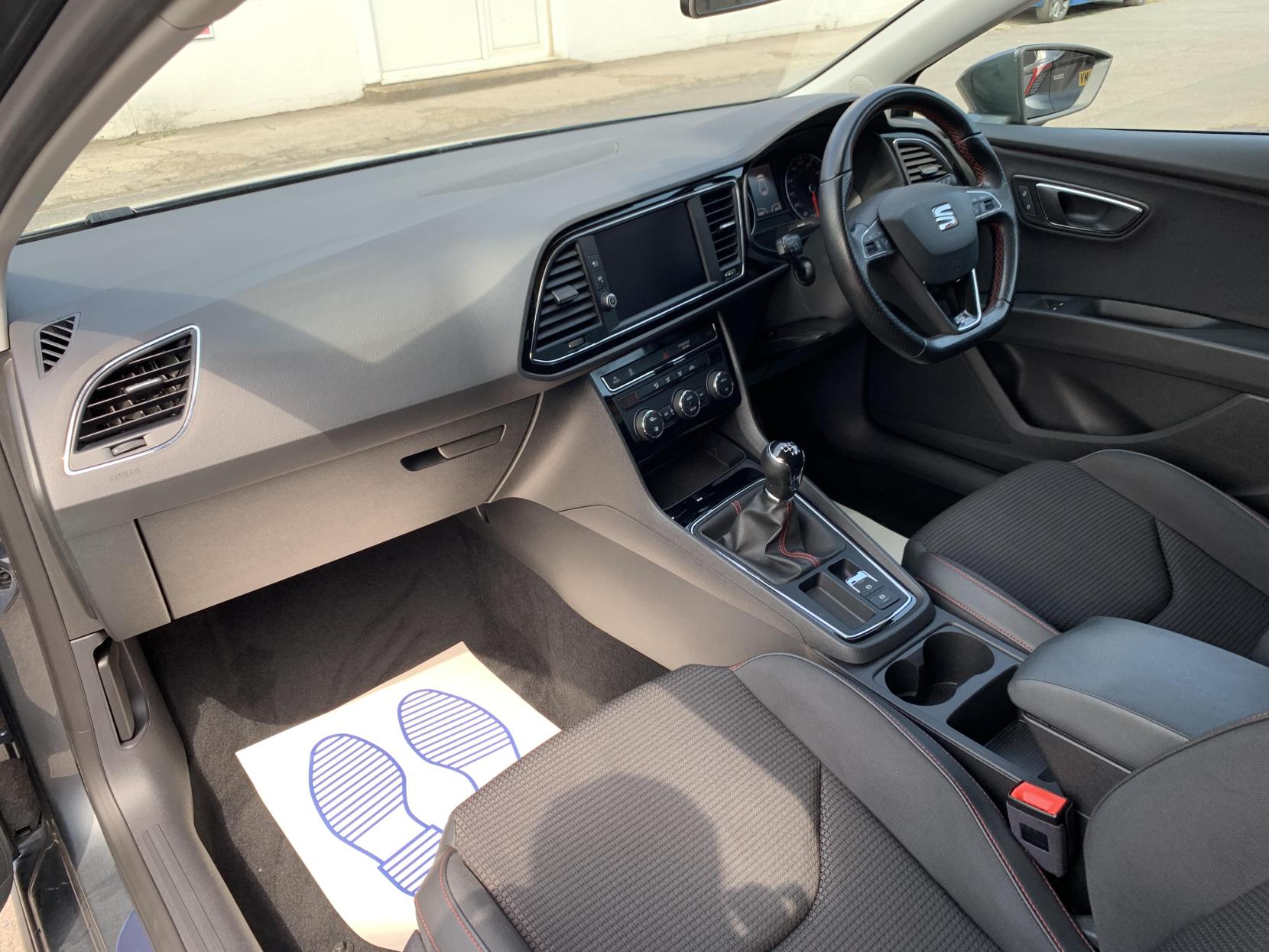 SEAT Leon 2.0 TDI FR Titanium Technology Sport Coupe 3dr Diesel Manual Euro 6 (s/s) (150 ps)