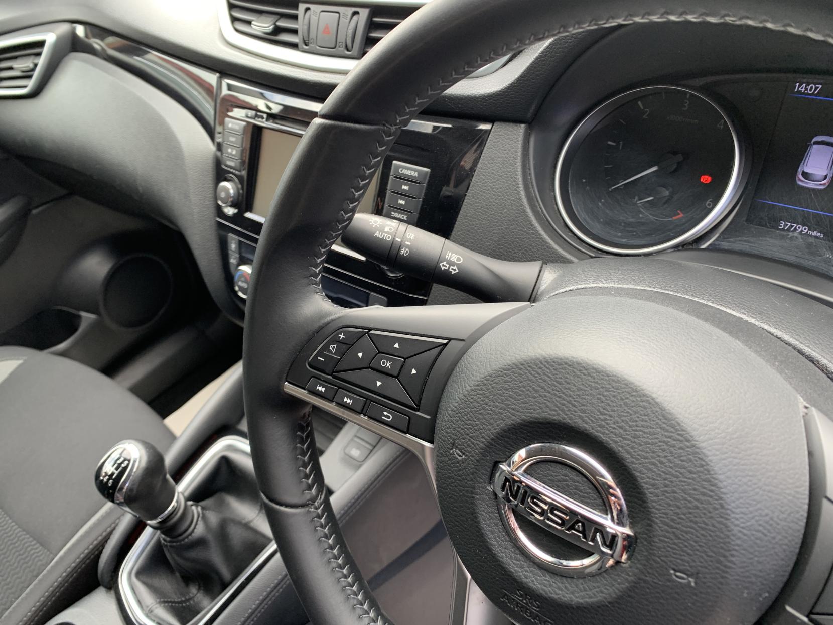 Nissan Qashqai 1.5 dCi Acenta Premium SUV 5dr Diesel Manual Euro 6 (s/s) (115 ps)