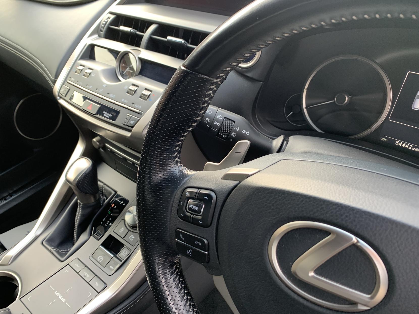 Lexus NX 2.5 300h F Sport SUV 5dr Petrol Hybrid E-CVT 4WD Euro 6 (s/s) (197 ps)