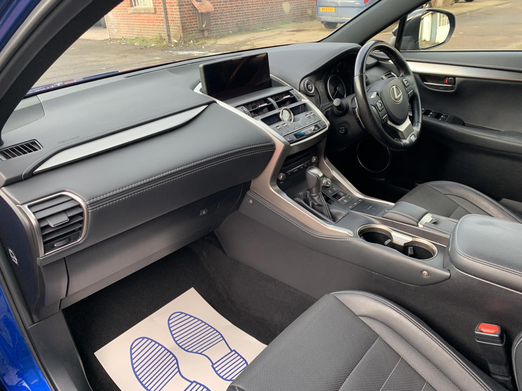 Lexus NX 2.5 300h F Sport SUV 5dr Petrol Hybrid E-CVT 4WD Euro 6 (s/s) (197 ps)