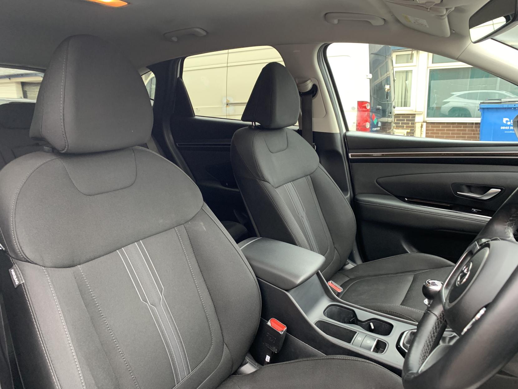 Hyundai TUCSON 1.6 T-GDi Premium SUV 5dr Petrol Manual Euro 6 (s/s) (150 ps)