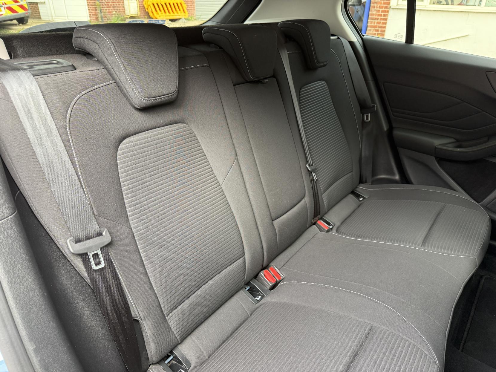 Ford Focus 1.0T EcoBoost Titanium Hatchback 5dr Petrol Manual Euro 6 (s/s) (125 ps)