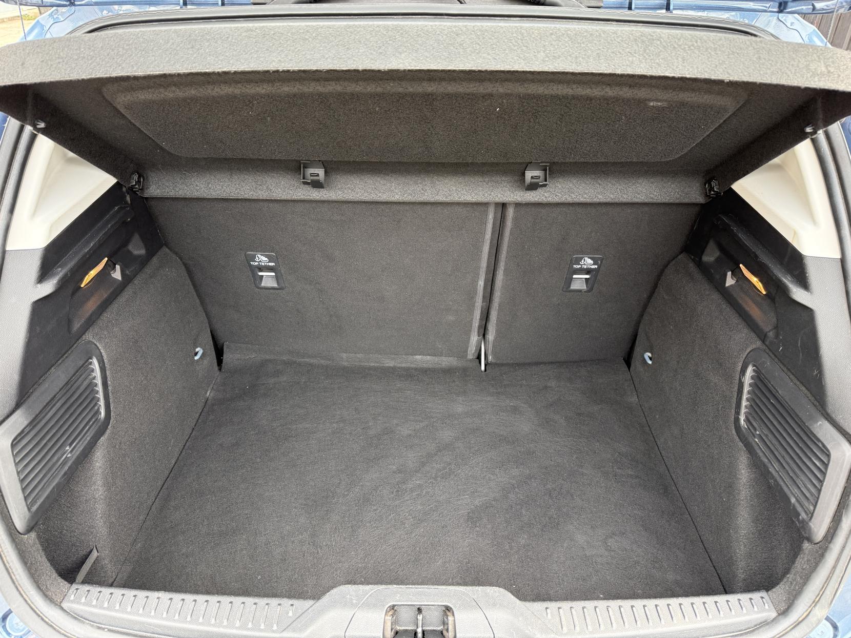 Ford Focus 1.0T EcoBoost Titanium Hatchback 5dr Petrol Manual Euro 6 (s/s) (125 ps)