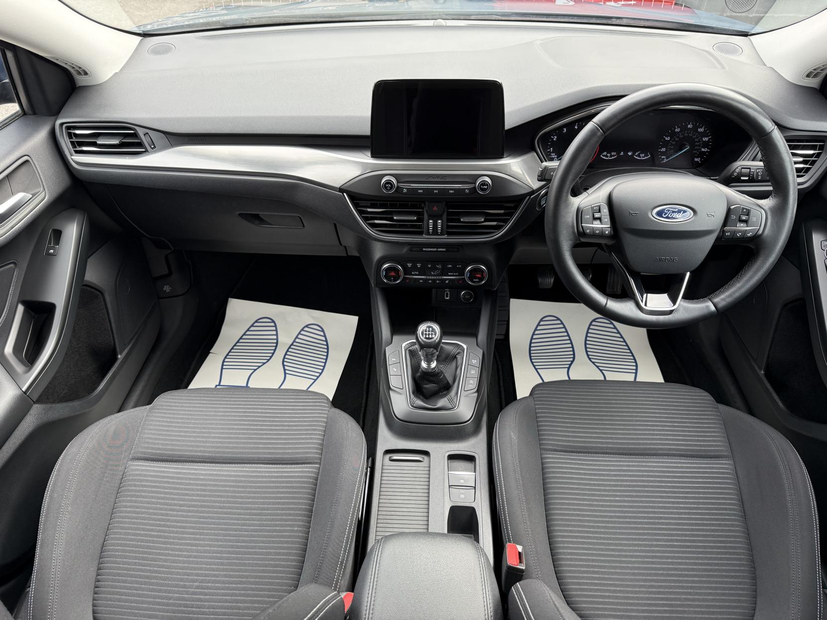 Ford Focus 1.0T EcoBoost Titanium Hatchback 5dr Petrol Manual Euro 6 (s/s) (125 ps)