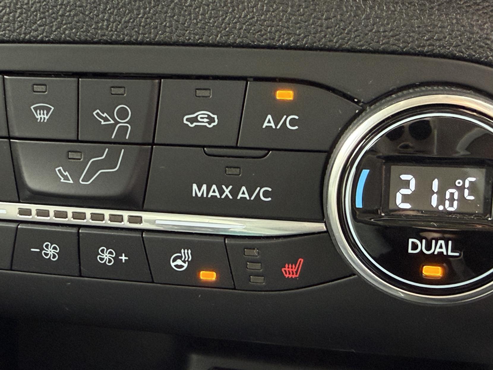 Ford Focus 1.0T EcoBoost Titanium Hatchback 5dr Petrol Manual Euro 6 (s/s) (125 ps)