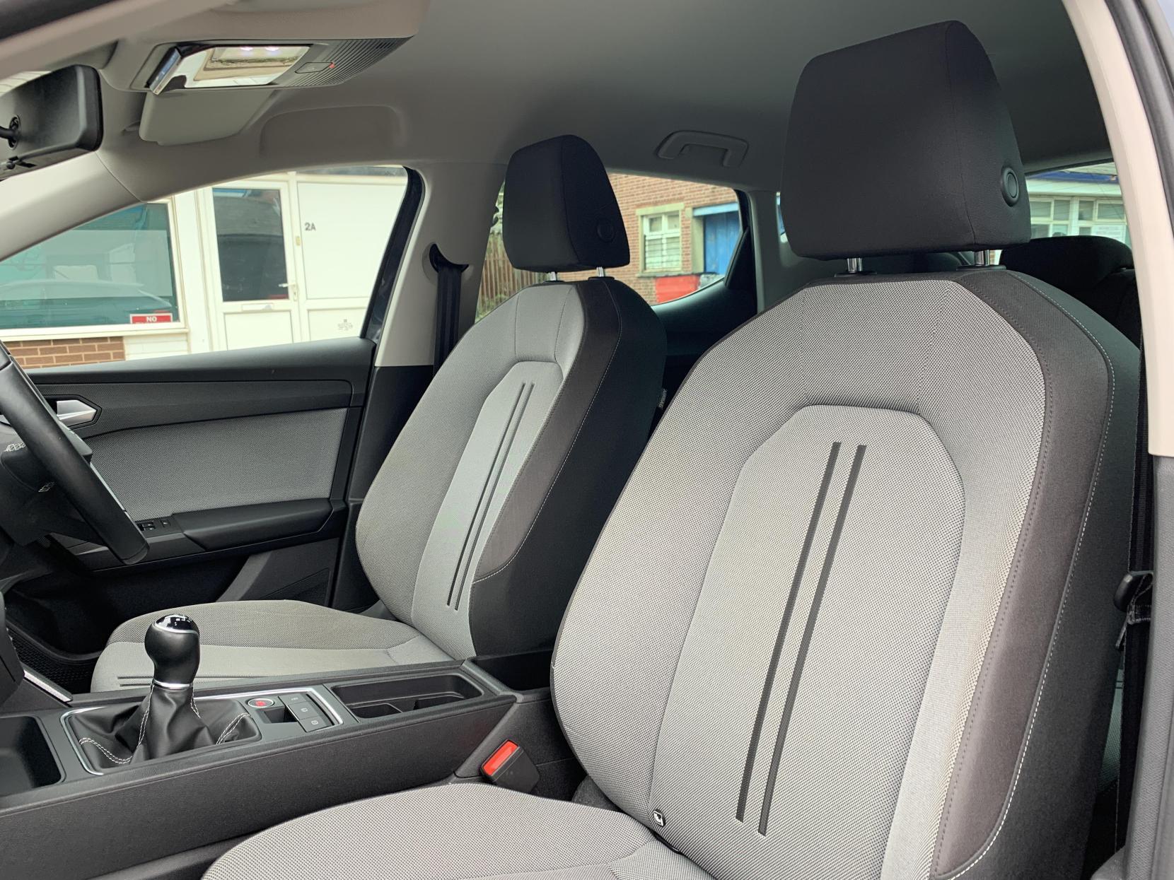 SEAT Leon 1.0 TSI EVO SE Dynamic Hatchback 5dr Petrol Manual Euro 6 (s/s) (110 ps)