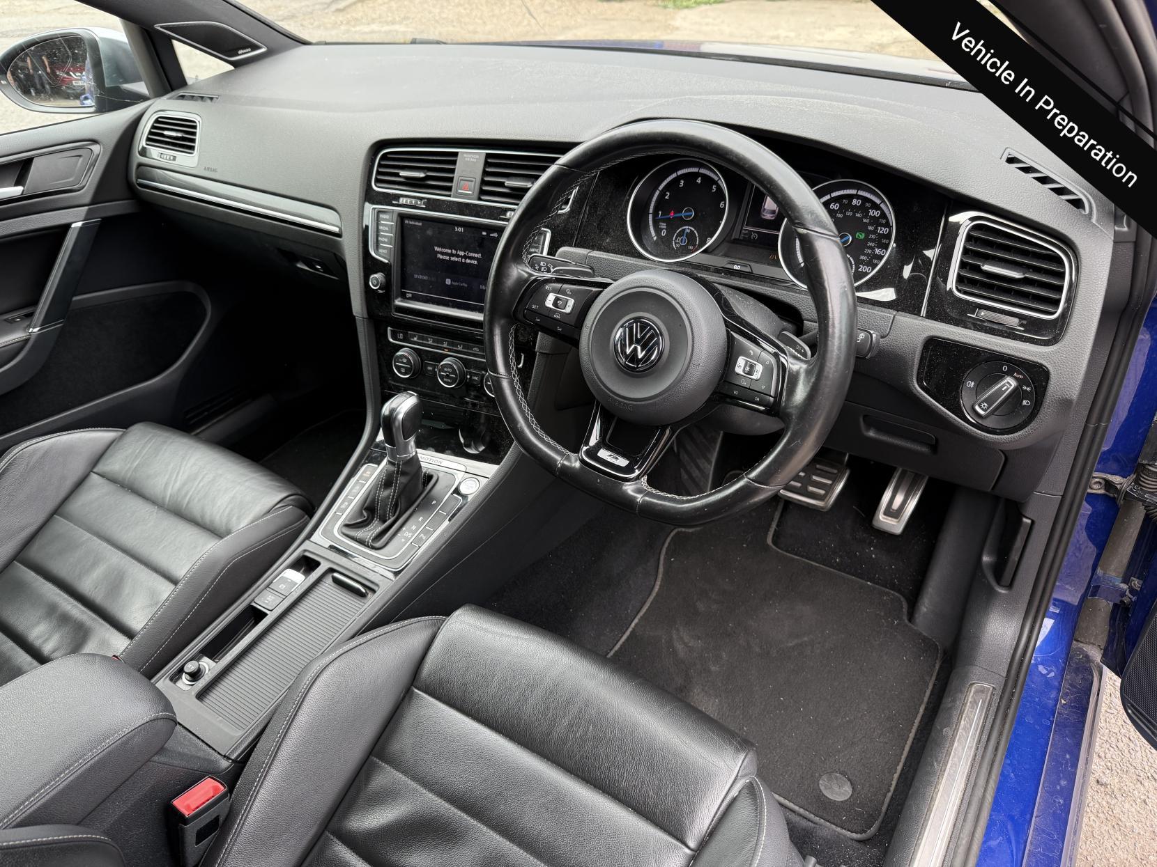 Volkswagen Golf 2.0 TSI BlueMotion Tech R Estate 5dr Petrol DSG 4MOTION Euro 6 (s/s) (300 ps)