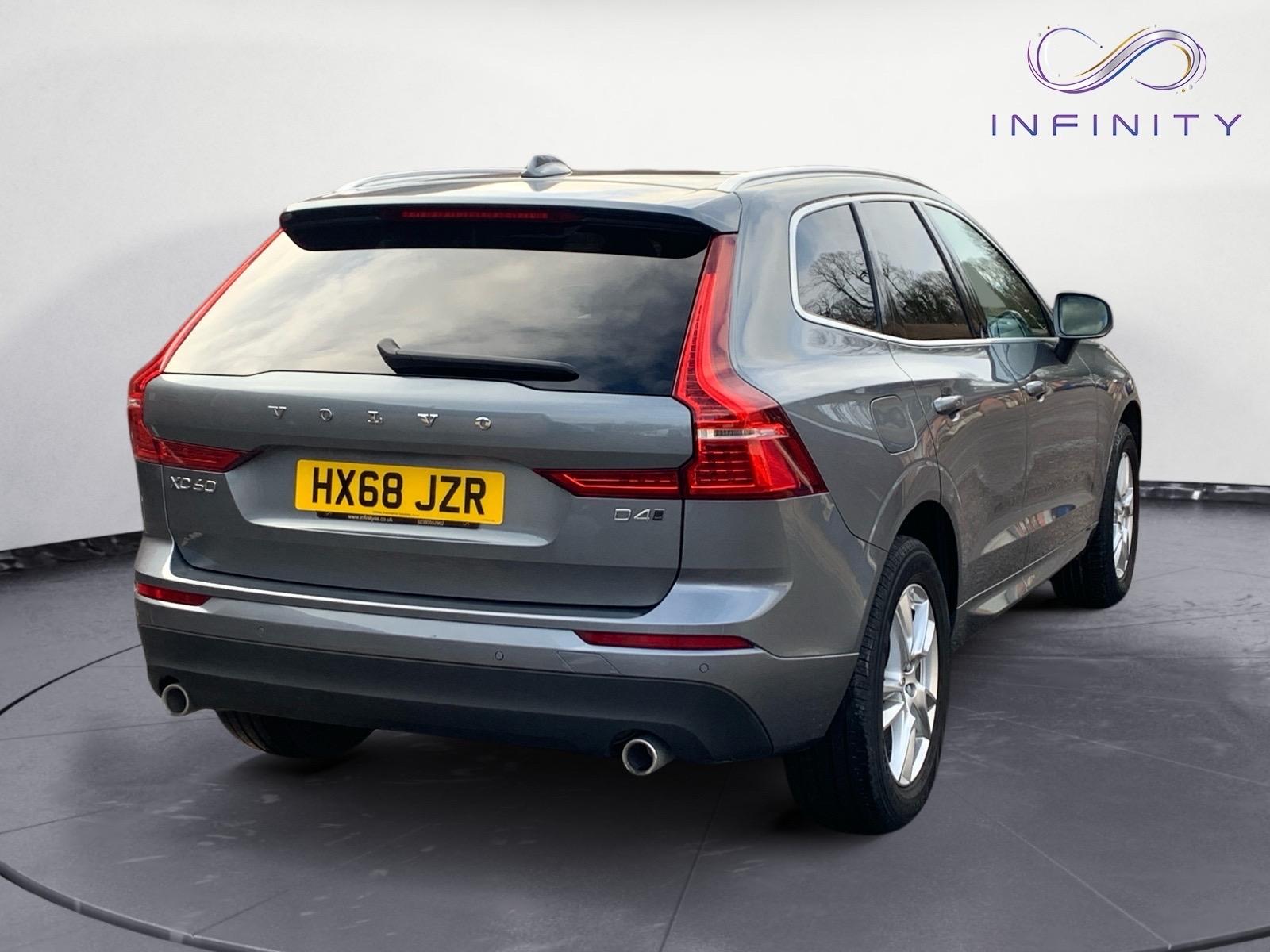 Volvo XC60 2.0 D4 Momentum SUV 5dr Diesel Auto AWD Euro 6 (s/s) (190 ps)