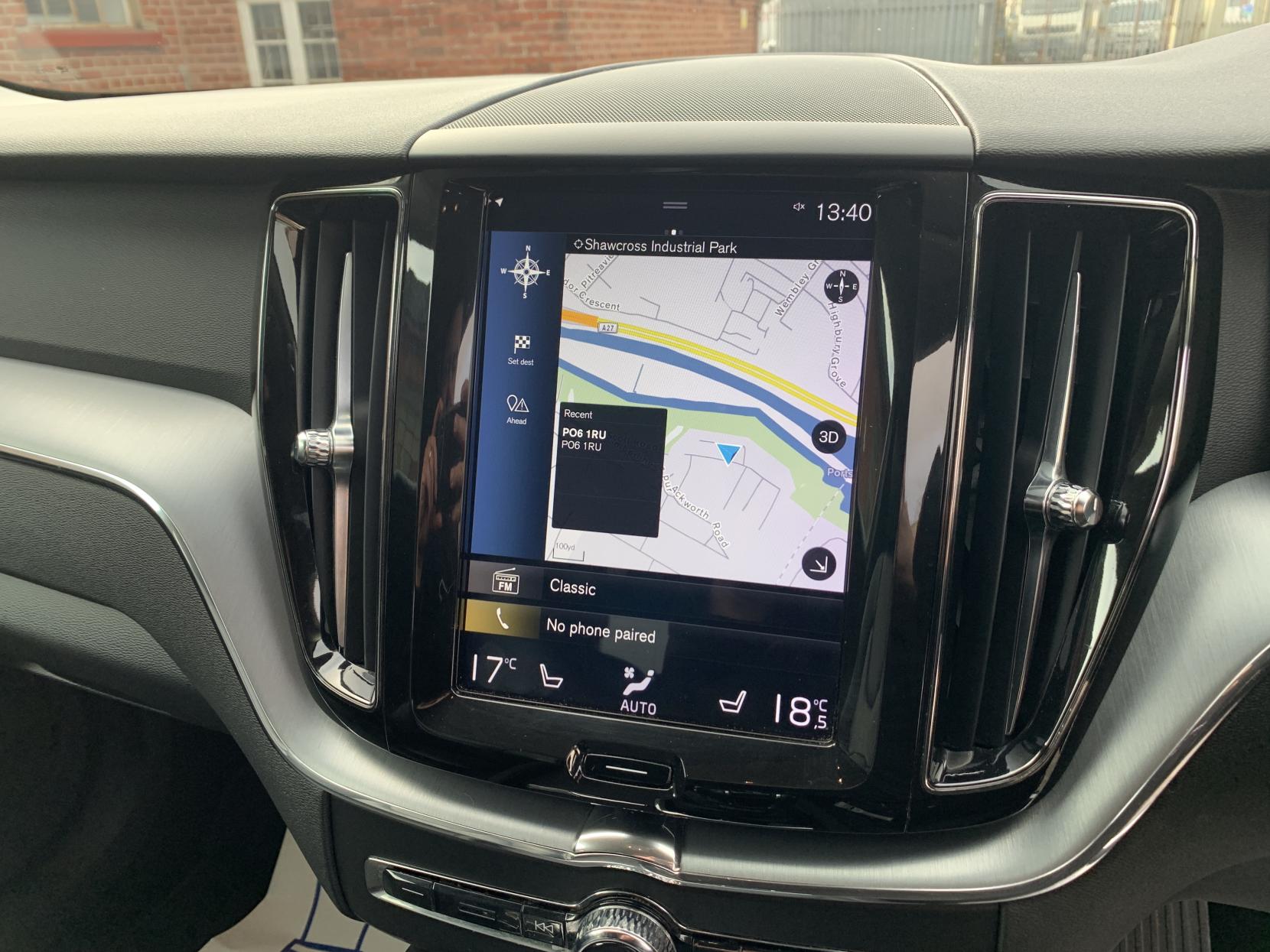 Volvo XC60 2.0 D4 Momentum SUV 5dr Diesel Auto AWD Euro 6 (s/s) (190 ps)