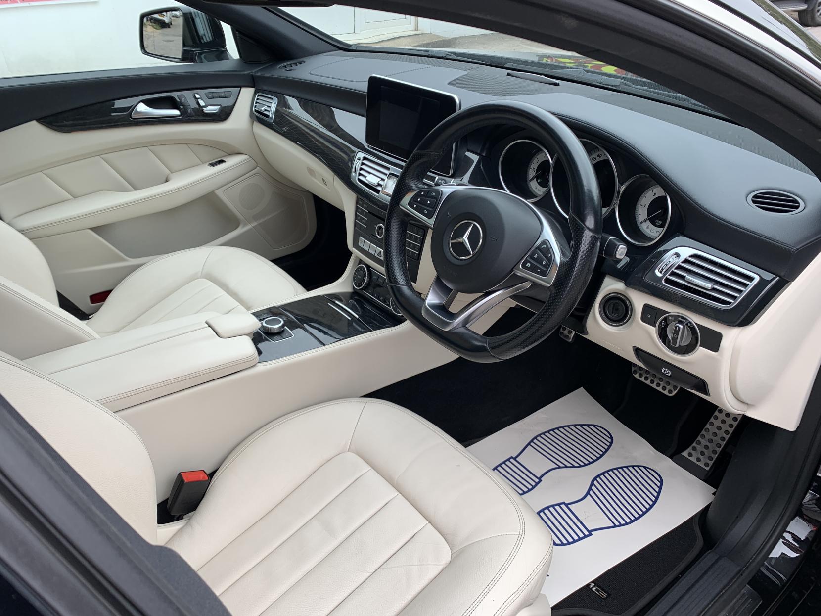 Mercedes-Benz CLS 2.1 CLS220d AMG Line (Premium) Coupe 4dr Diesel G-Tronic+ Euro 6 (s/s) (177 ps)