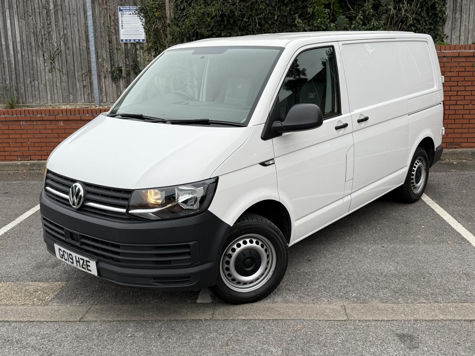 Volkswagen Transporter 2.0 TDI T28 Startline Panel Van 5dr Diesel Manual FWD SWB Euro 6 (s/s) (102 ps)