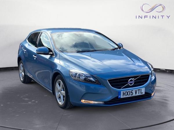 Volvo V40 1.6 D2 SE Hatchback 5dr Diesel Manual Euro 5 (s/s) (115 ps)