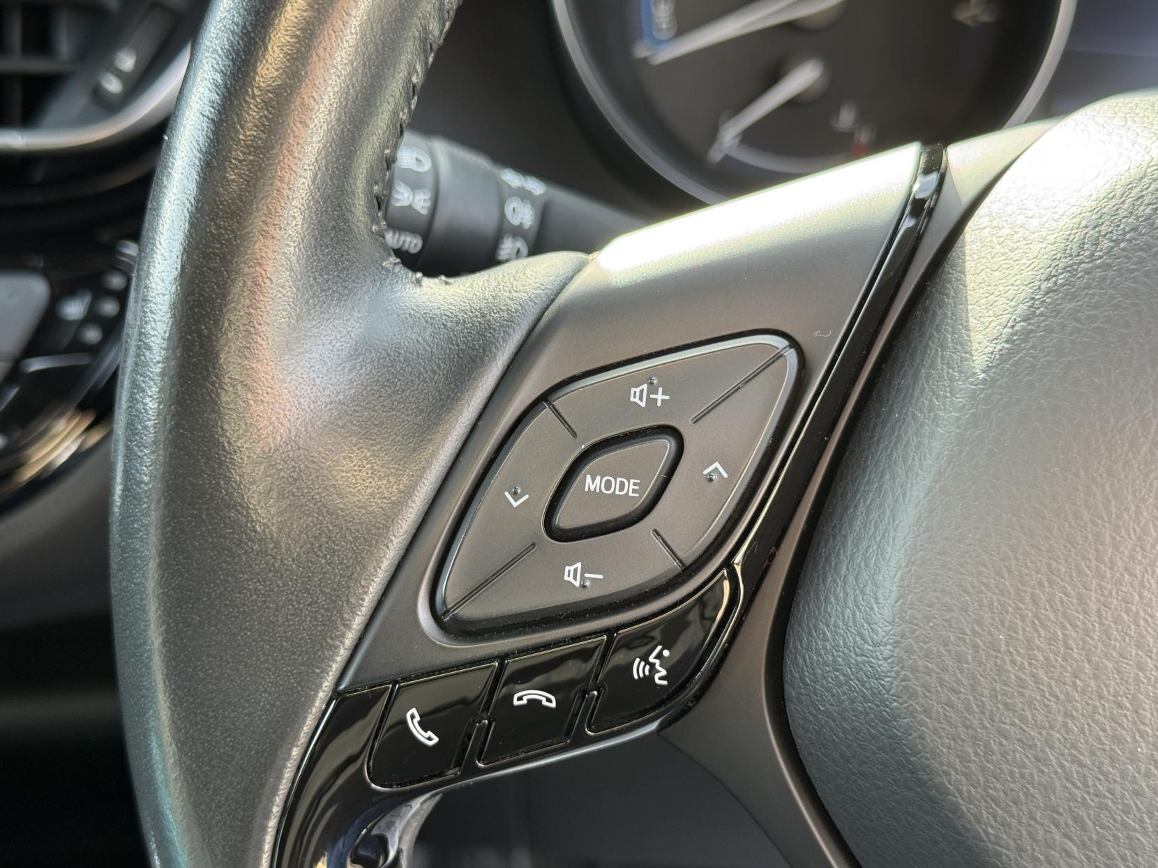 Toyota C-HR 1.8 VVT-h GPF Excel SUV 5dr Petrol Hybrid CVT Euro 6 (s/s) (122 ps)