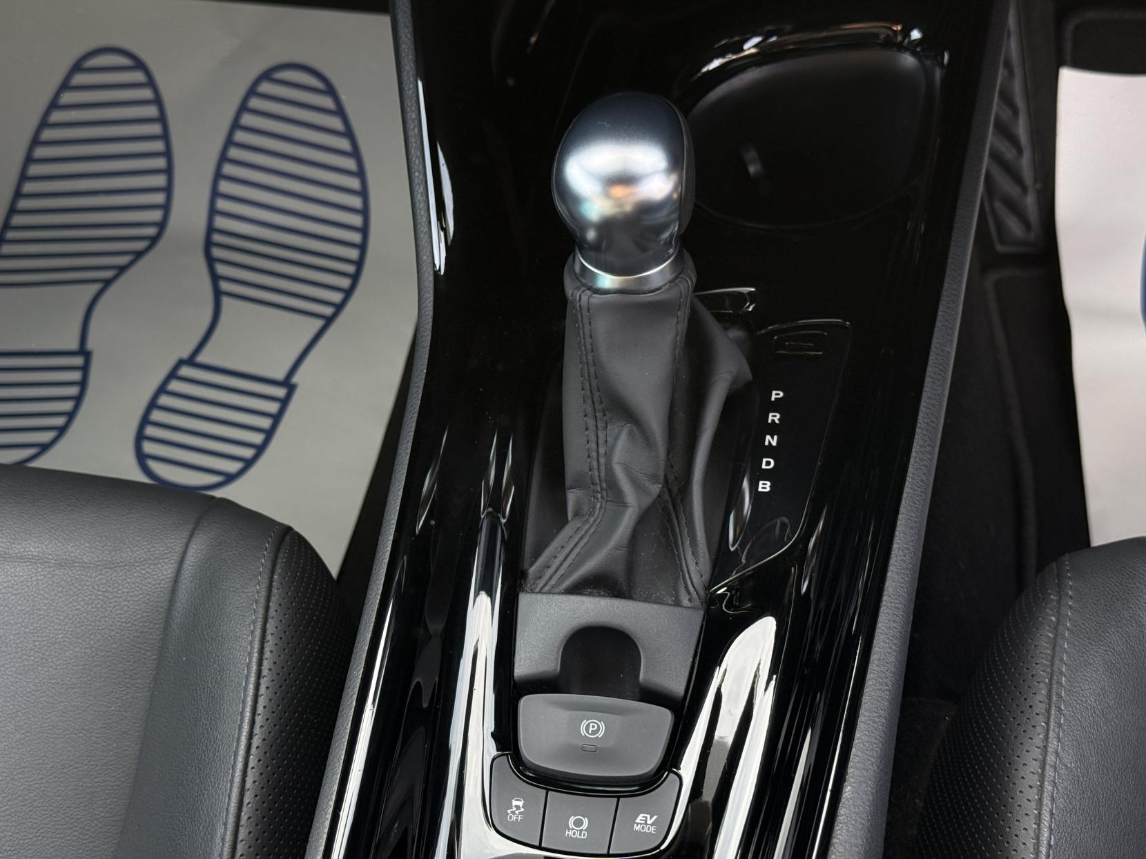 Toyota C-HR 1.8 VVT-h GPF Excel SUV 5dr Petrol Hybrid CVT Euro 6 (s/s) (122 ps)