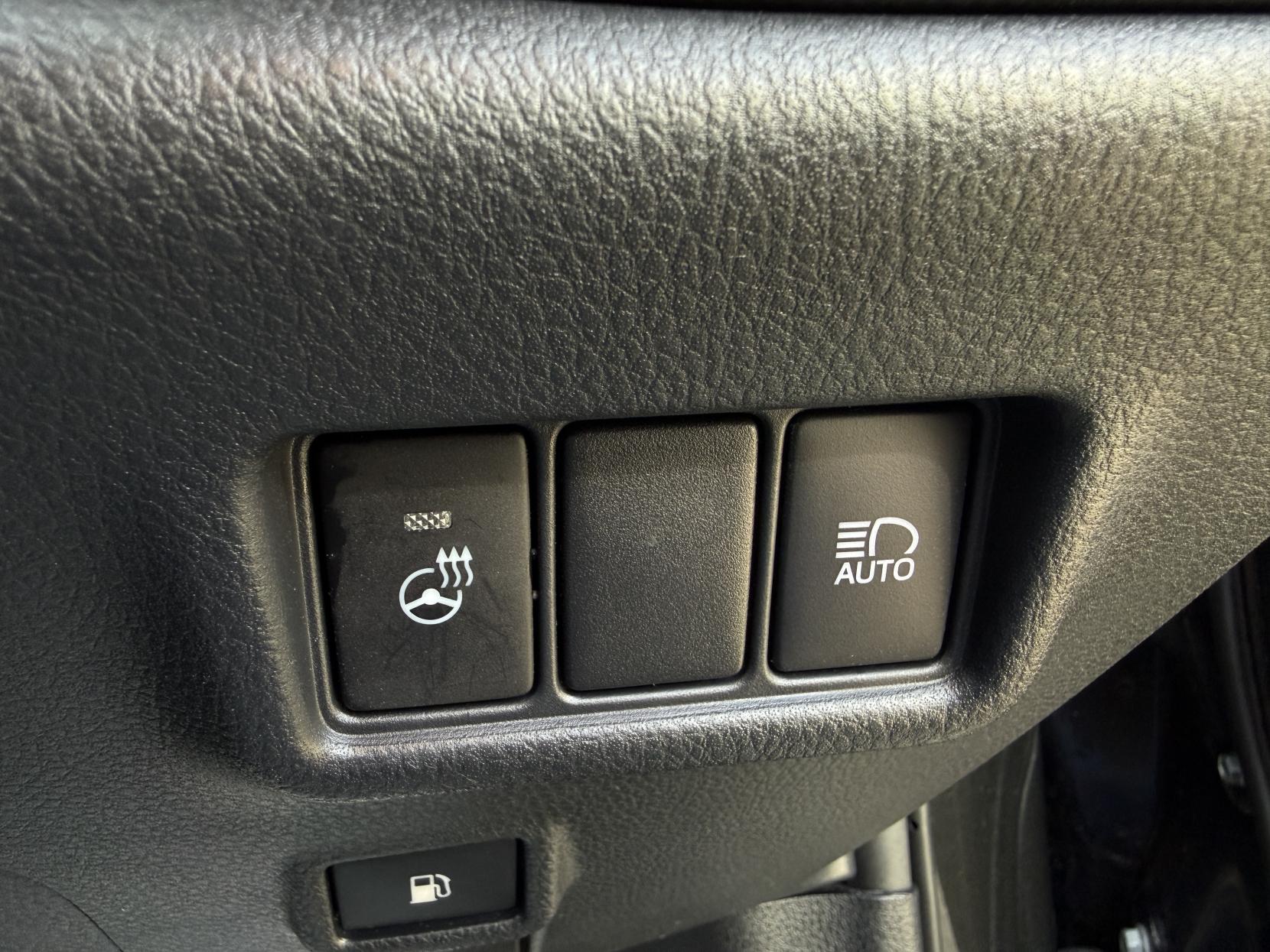 Toyota C-HR 1.8 VVT-h GPF Excel SUV 5dr Petrol Hybrid CVT Euro 6 (s/s) (122 ps)