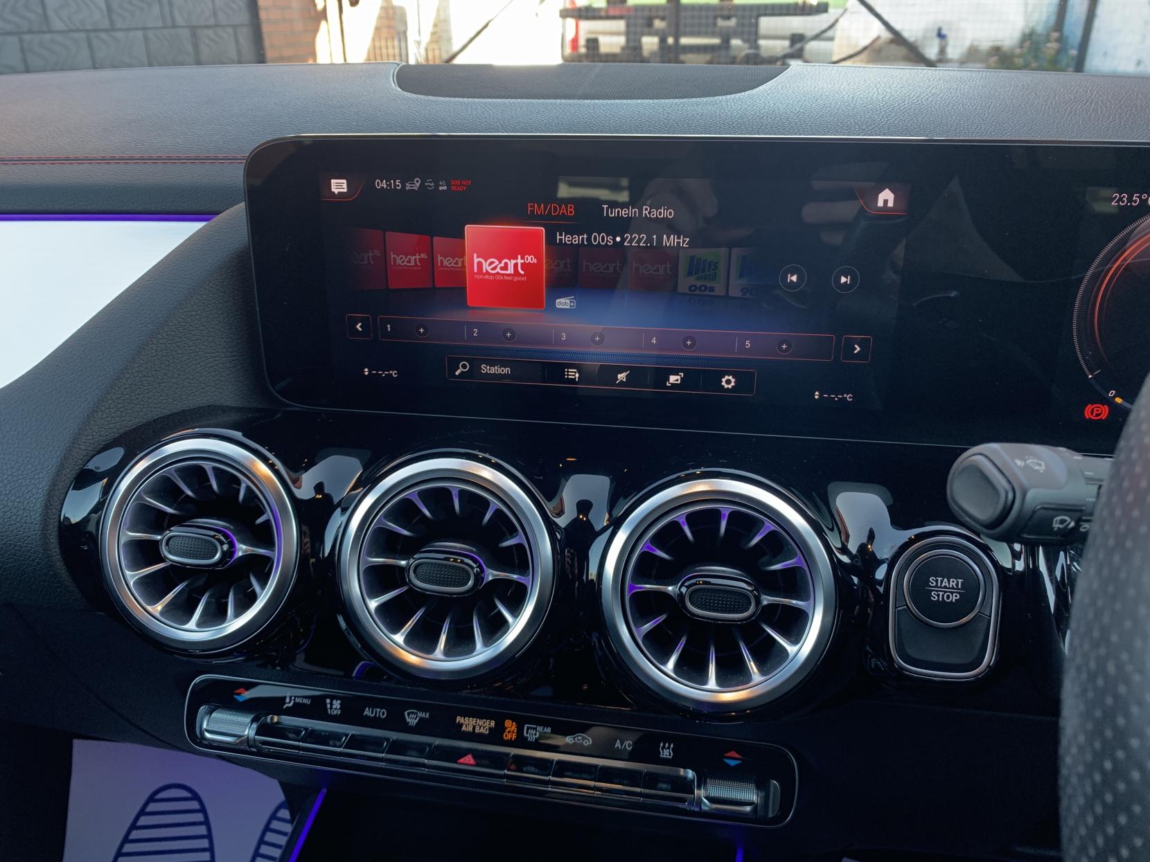 Mercedes-Benz EQA EQA 250 66.5kWh AMG Line SUV 5dr Electric Auto (190 ps)