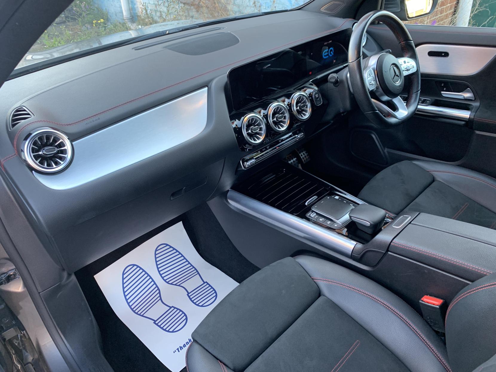 Mercedes-Benz EQA EQA 250 66.5kWh AMG Line SUV 5dr Electric Auto (190 ps)