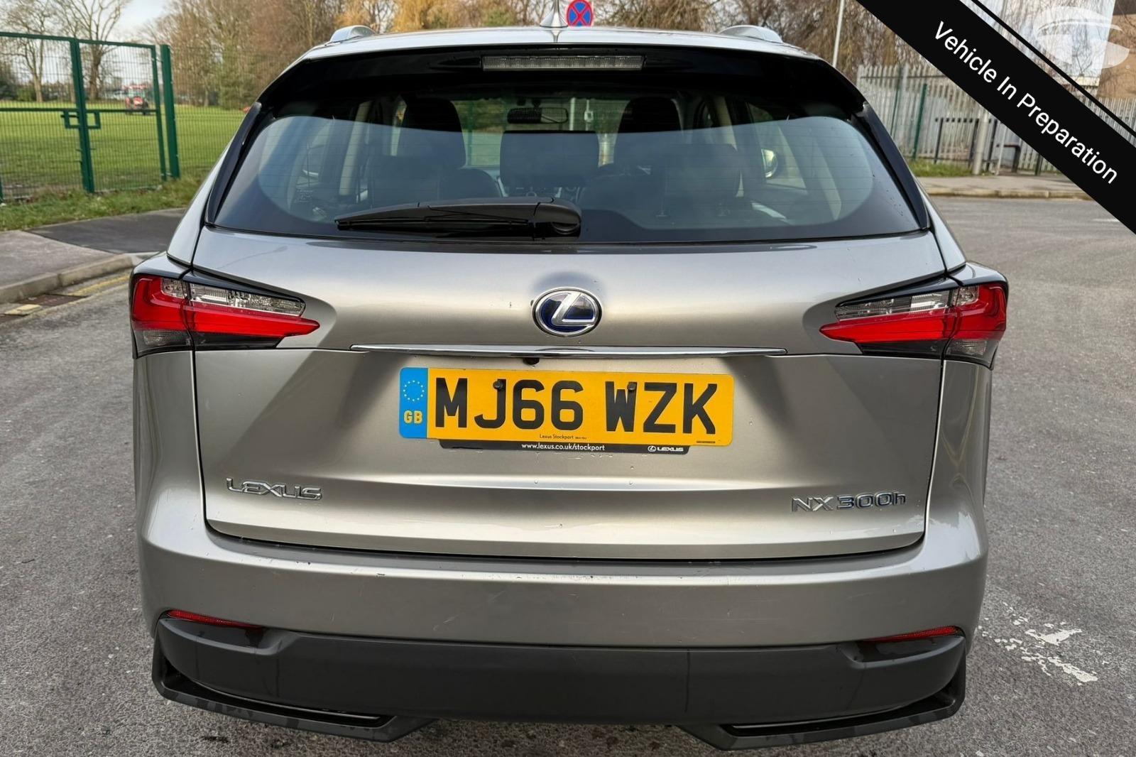 Lexus NX 2.5 300h Sport SUV 5dr Petrol Hybrid E-CVT 4WD Euro 6 (s/s) (197 ps)