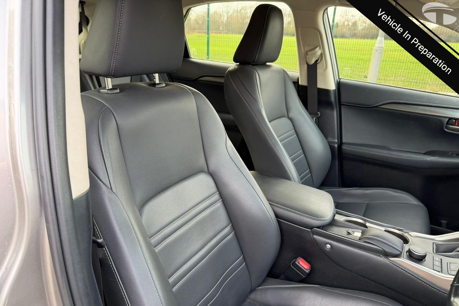 Lexus NX 2.5 300h Sport SUV 5dr Petrol Hybrid E-CVT 4WD Euro 6 (s/s) (197 ps)