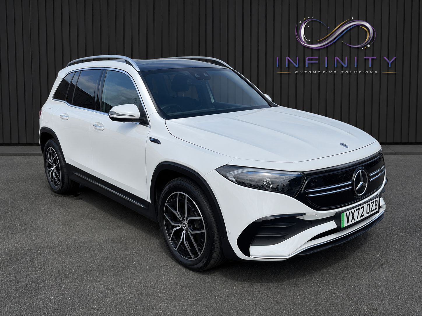 Mercedes-Benz Eqb