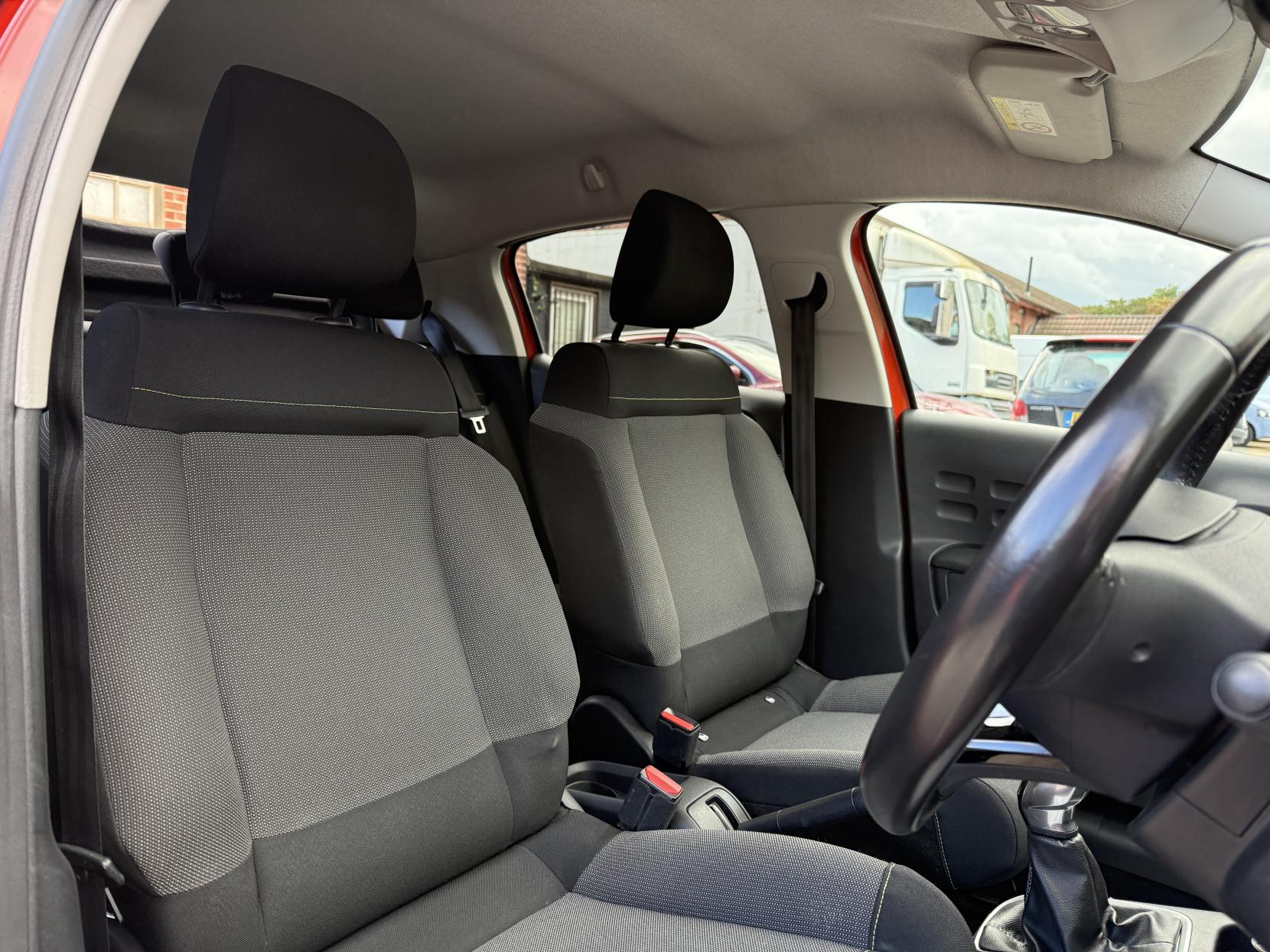 Citroen C3 1.2 PureTech Flair Hatchback 5dr Petrol Manual Euro 6 (82 ps)