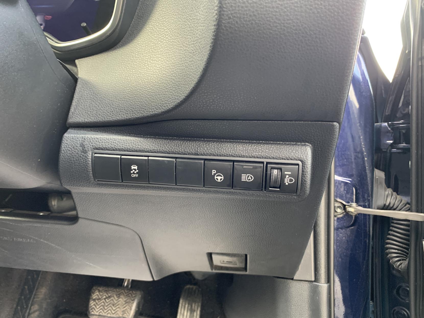 Toyota Corolla 1.8 VVT-h Design Touring Sports 5dr Petrol Hybrid CVT Euro 6 (s/s) (140 ps)