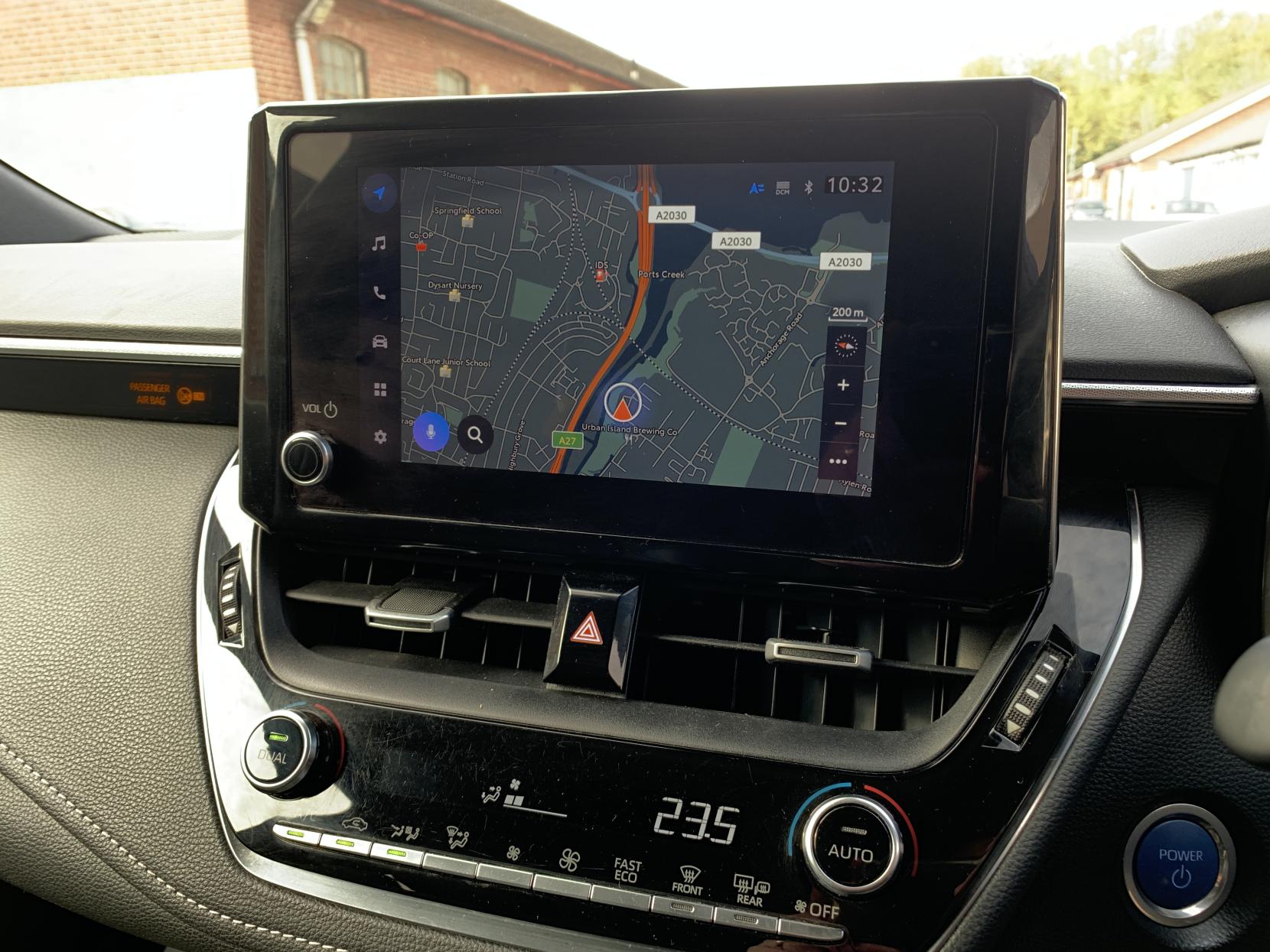 Toyota Corolla 1.8 VVT-h Design Touring Sports 5dr Petrol Hybrid CVT Euro 6 (s/s) (140 ps)