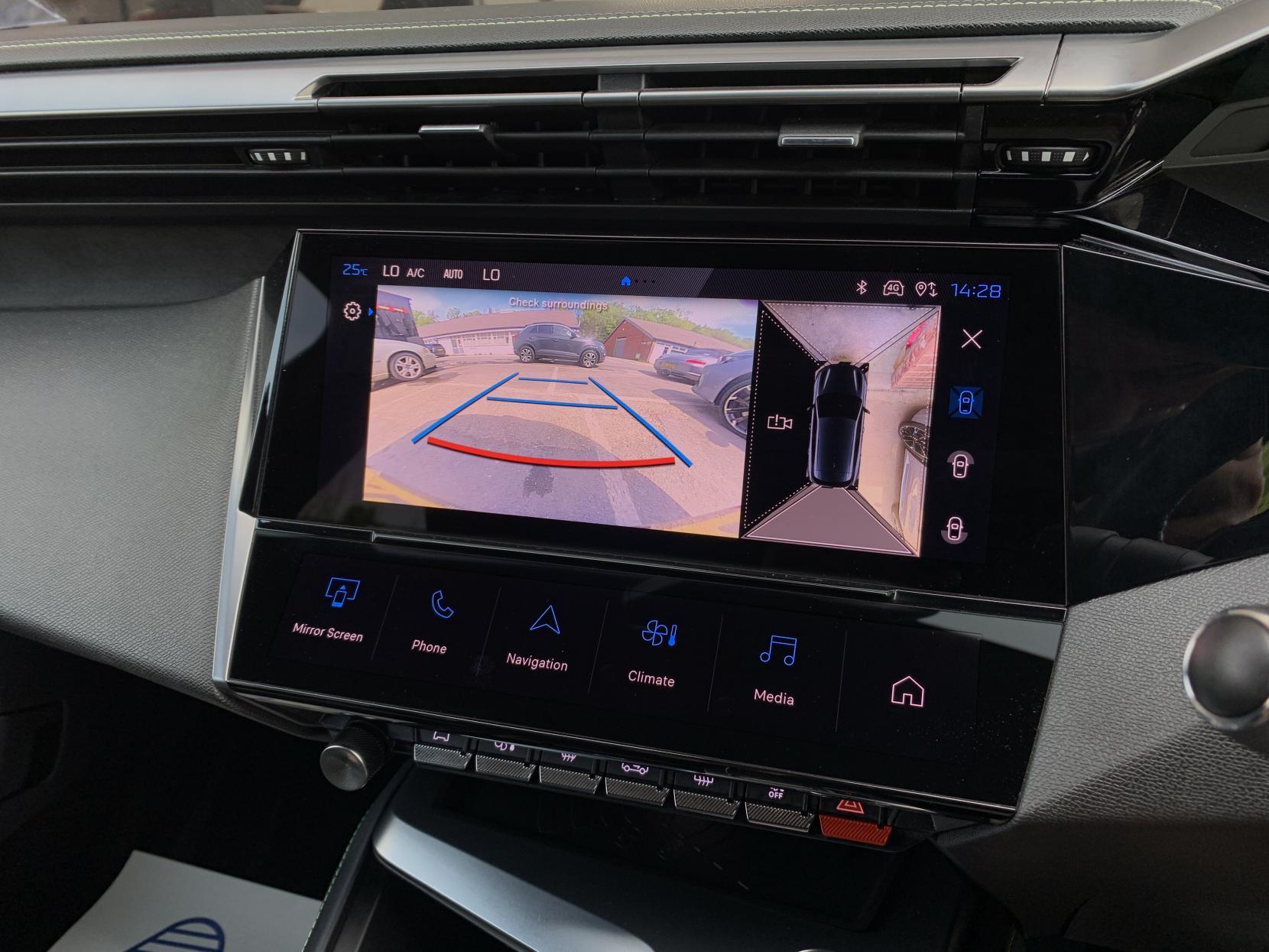 Peugeot 308 1.6 12.4kWh GT Premium Hatchback 5dr Petrol Plug-in Hybrid e-EAT Euro 6 (s/s) (225 ps)