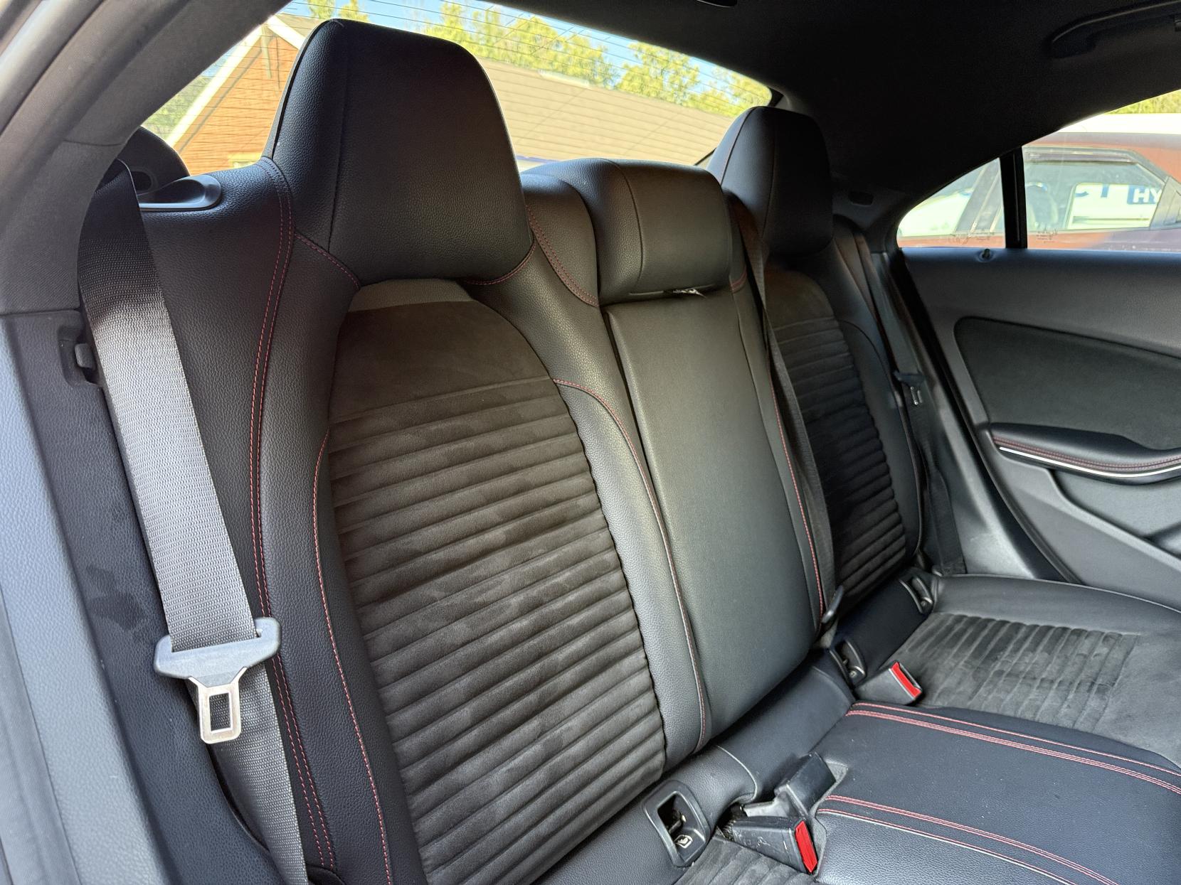 Mercedes-Benz CLA 2.1 CLA220d AMG Line Coupe 4dr Diesel 7G-DCT Euro 6 (s/s) (177 ps)