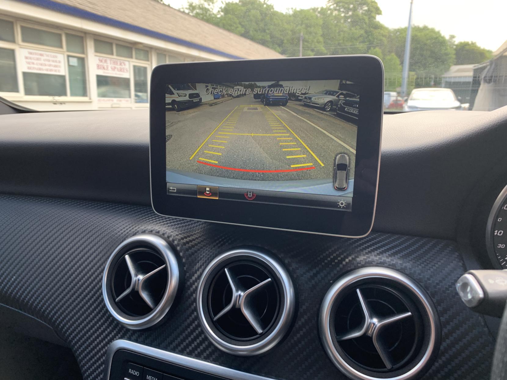 Mercedes-Benz A Class 1.6 A200 AMG Line (Premium Plus) Hatchback 5dr Petrol 7G-DCT Euro 6 (s/s) (156 ps)