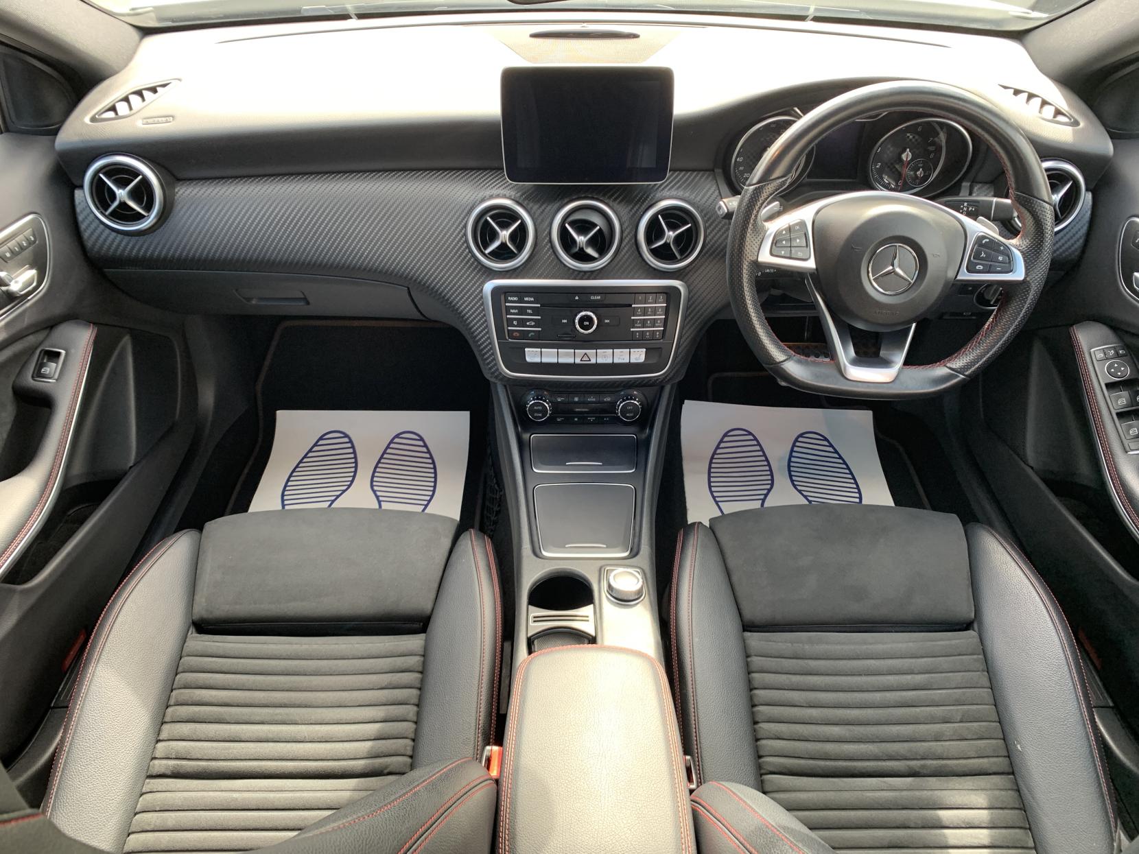 Mercedes-Benz A Class 1.6 A200 AMG Line (Premium Plus) Hatchback 5dr Petrol 7G-DCT Euro 6 (s/s) (156 ps)