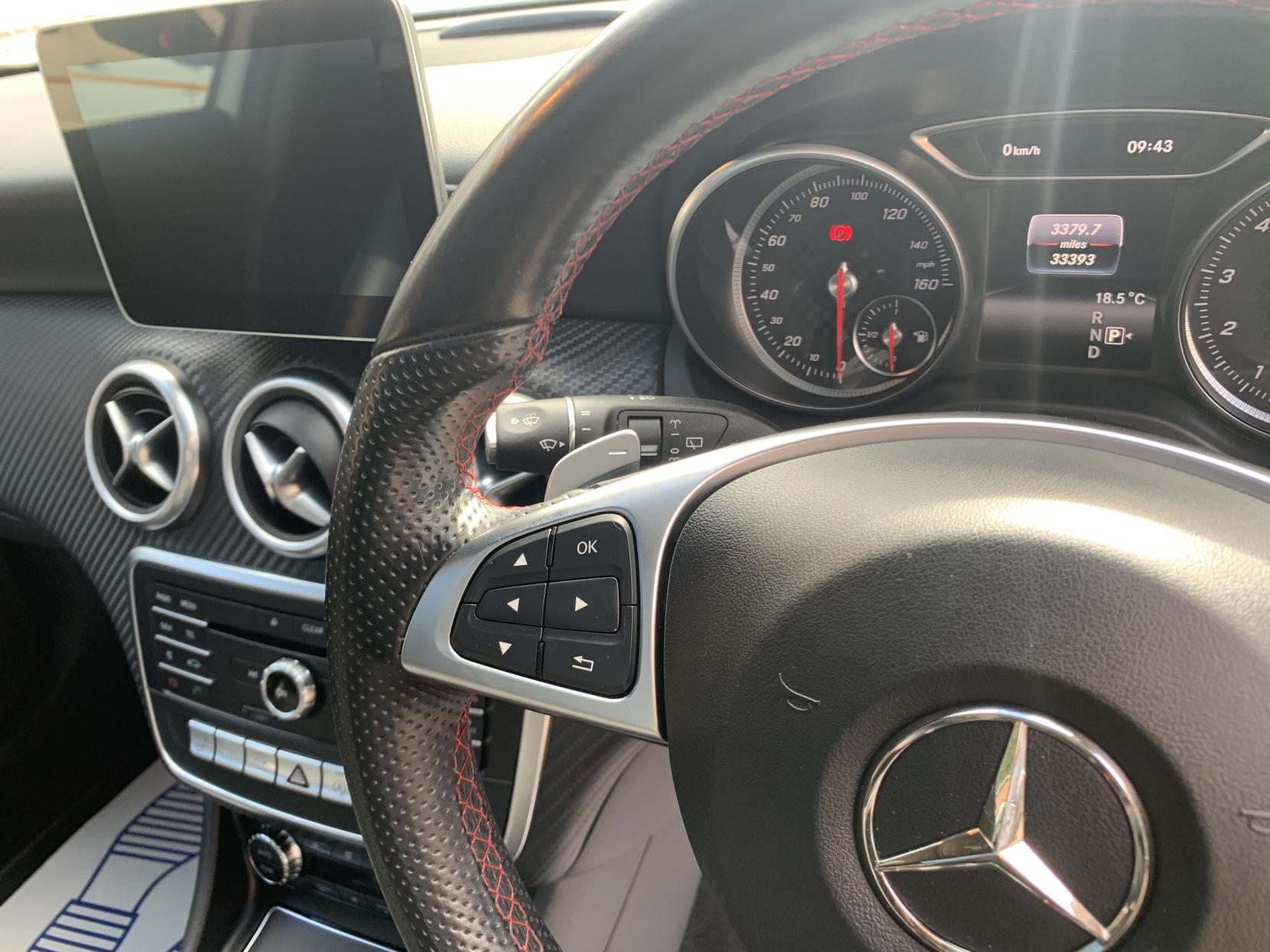 Mercedes-Benz A Class 1.6 A200 AMG Line (Premium Plus) Hatchback 5dr Petrol 7G-DCT Euro 6 (s/s) (156 ps)