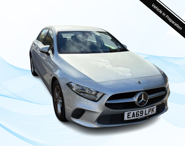 Mercedes-Benz A Class 1.5 A180d SE (Executive) Hatchback 5dr Diesel 7G-DCT Euro 6 (s/s) (116 ps)